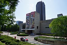 Dallas Museum of Art July 2015 01.jpg