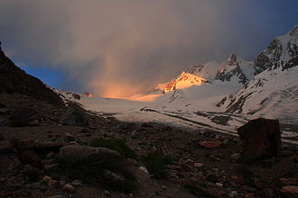 Darkot Pass, norra områden i Pakistan.jpg