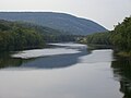 Thumbnail for File:Delaware River, January 2005.jpg