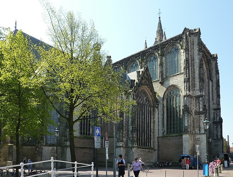 File:Delft Oude Kerk (2).jpg