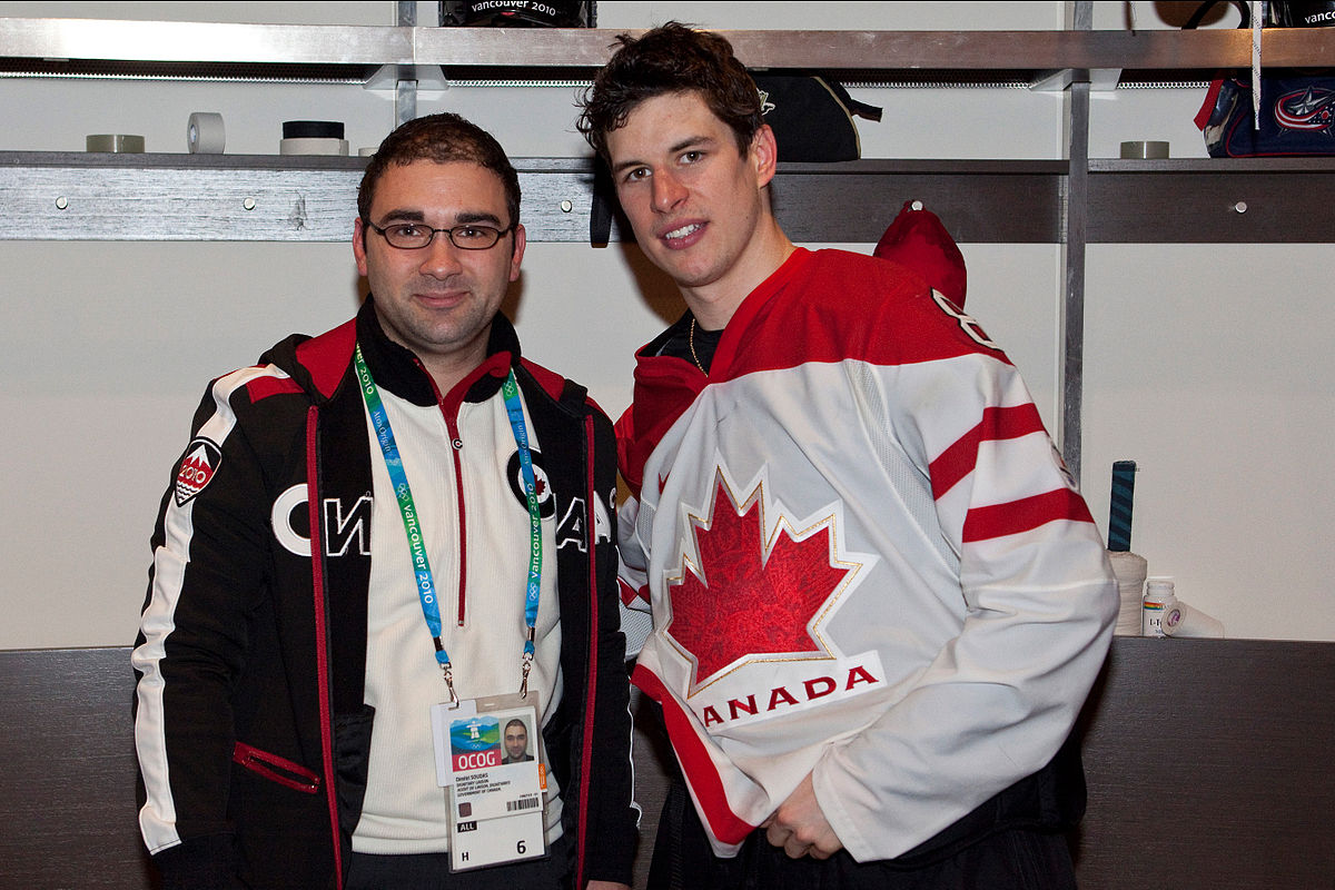 File:Sidney Crosby (Team Canada)-2010.jpg - Wikipedia