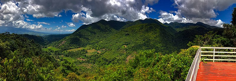 File:Don Salvador Benedicto mountain range.jpg