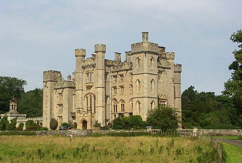 Duns Castle.jpg