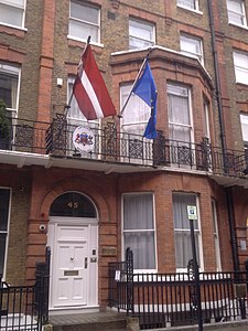 Ambasado de Latvio en Londono 1.jpg