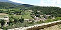 Vue (sud) du village depuis l'esplanade du château (2014).