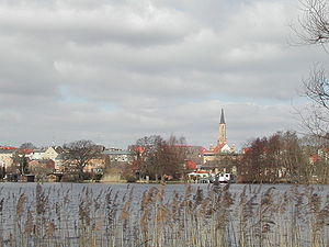 Fürstenberg-Baalensee with church tower.JPG