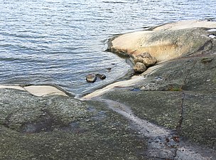 Blankslipade klippor på Skälåkers holme