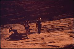 HIKERS TERRY MCGAW AND GLEN DENNY ON THE TRAIL TO DELICATE ARCH IN ARCHES NATIONAL PARK - NARA - 545768.jpg
