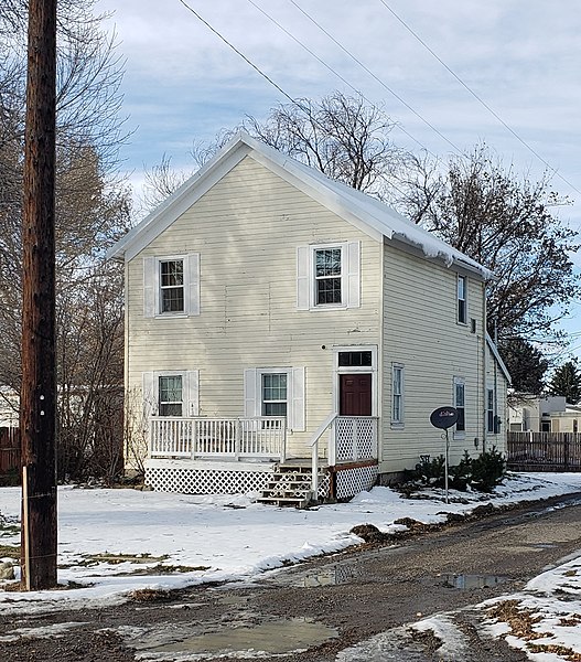 File:Heatherington Boarding House, Bridger, MT.jpg