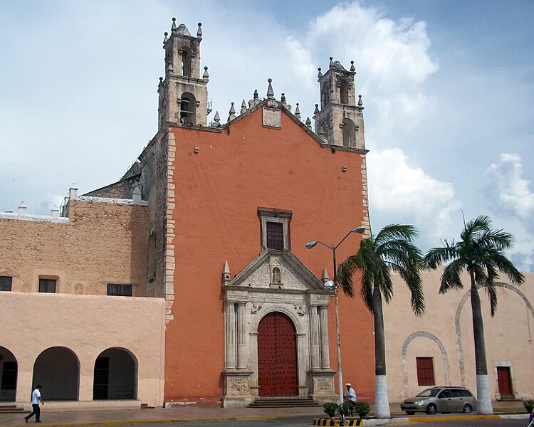 File:Iglesia de Motul.jpg