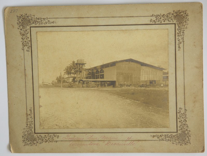 File:Ingenio azucarero Luz María y locomotora Decauville, cantón Yaguachi, provincia de Guayas (Biblioteca Municipal de Guayaquil DF00000014003482).jpg
