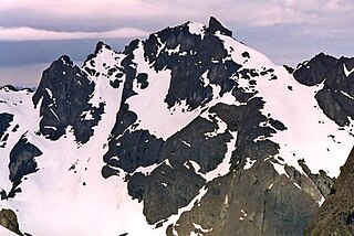<span class="mw-page-title-main">Inner Constance</span> Mountain in Washington (state), United States
