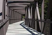 Bridge across the Yakima River and the BNSF Railway line at Lake Easton Iron Horse Trail 9083.JPG