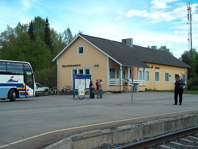 File:Jämsän rautatieasema C  - Wikimedia Commons