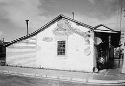 Къща на Хуан де Анза, ​​улици Трета и Франклин, Сан Хуан Баутиста (окръг Сан Бенито, Калифорния) .jpg