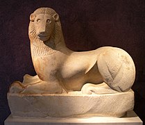 Lion de la Porte Sacrée du Céramique (Athènes), statue funéraire, v. 580-570 av. J.-C. Musée archéologique du Céramique.