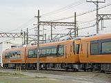 2次車の22661Fと22662F搬入直後 富吉車庫（2010年4月）