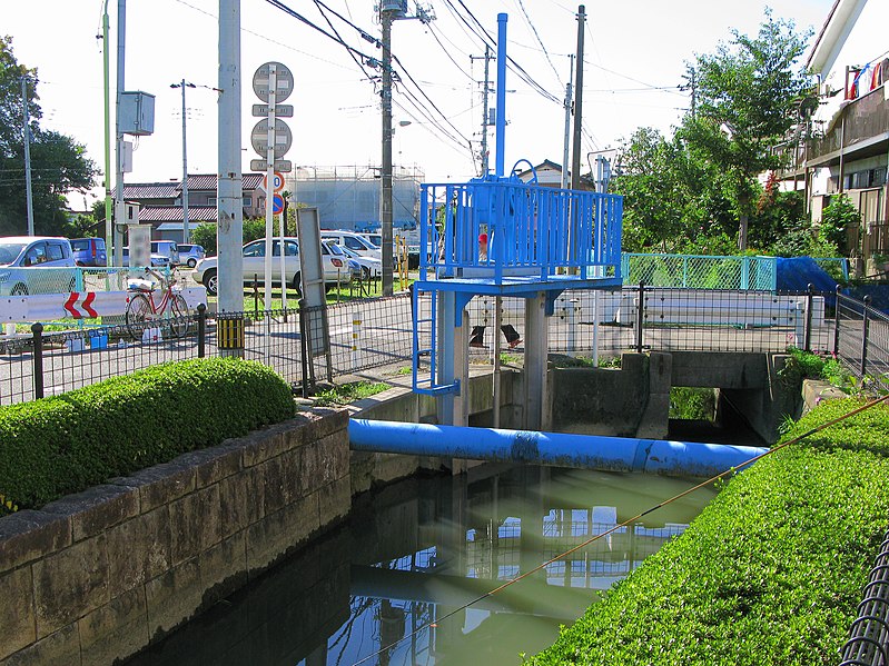 ファイル:Kawaguchi Minuma Canal West Border Most Downstream 1.JPG