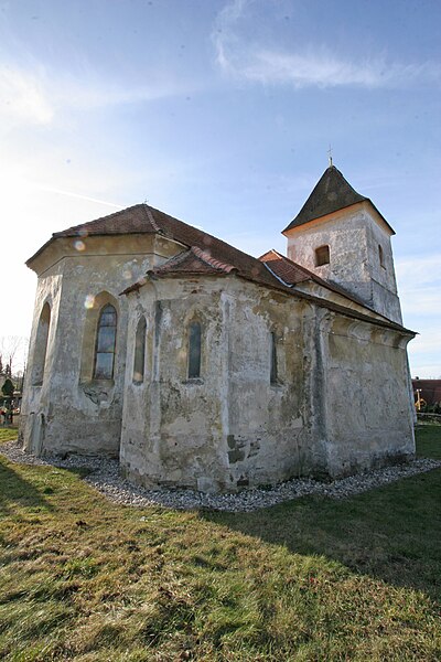 File:Kostel sv. Václava (Lažany), 03.JPG