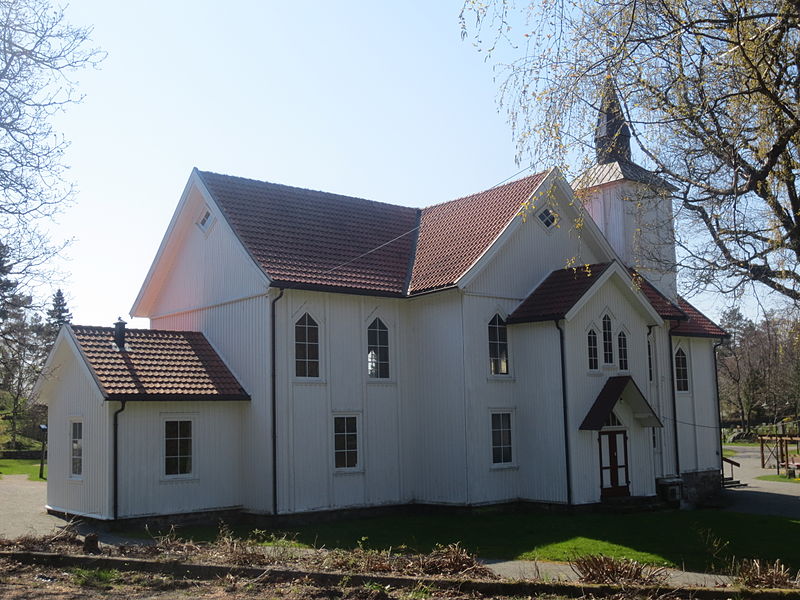 File:Krsand Randesund Kirke gravsted rk 106820 IMG 3691.JPG