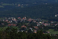 Kumberg mit Schloss Kainberg.JPG