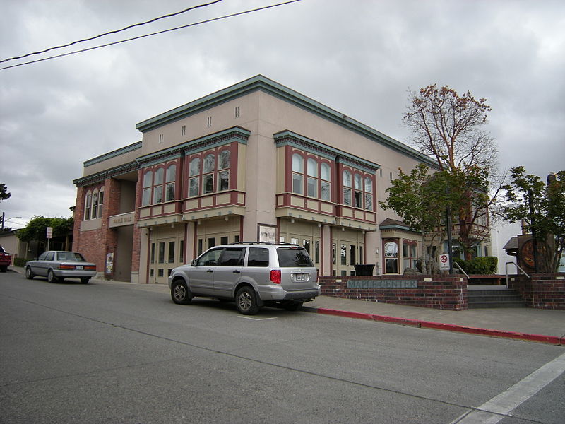 File:La Conner, WA - Maple Hall 01.jpg