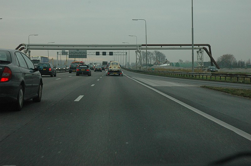 File:Langs de A2 - panoramio - Rokus C.jpg