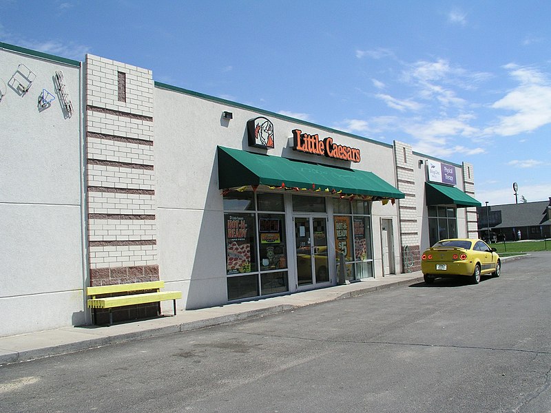 File:Little Caesars. Miles City, MT.jpg