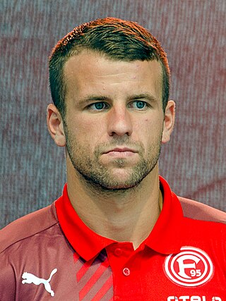 <span class="mw-page-title-main">Lukas Schmitz</span> German footballer (born 1988)