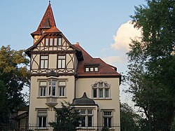 Westansicht der Villa