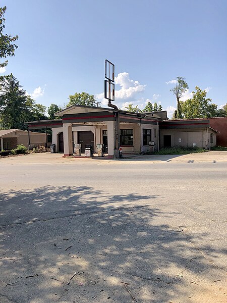 File:Main Street, Bryson City, NC (49081786213).jpg