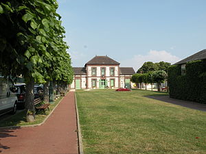 Mairie Villeneuve-les-Sablons.JPG