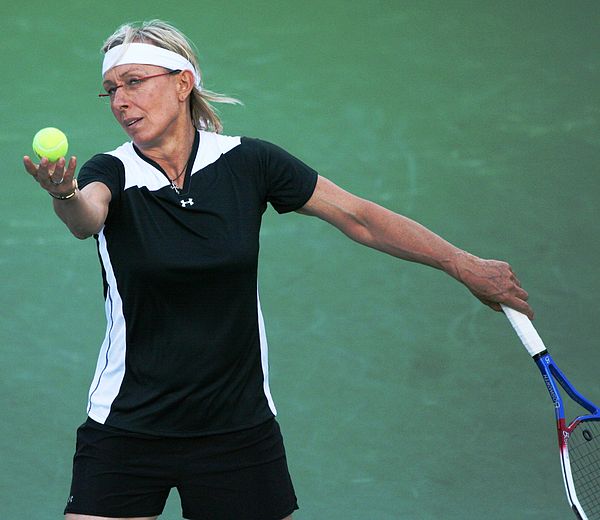 Martina Navratilova finished the year as world No. 1 for the record-breaking sixth time in her career. She won 13 singles tournaments during the seaso