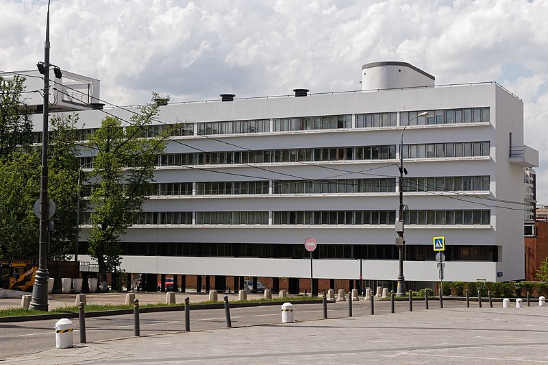 File:Moscow, Narkomfin building in May 2021 03.jpg