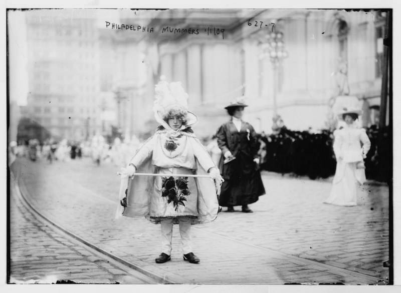 File:Mummers, New Year's Day, Philadelphia, PA. LCCN2014683041.tif