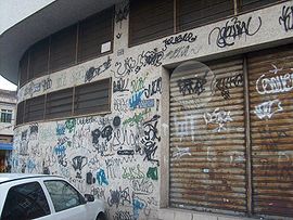 Fachada que o pichador respeita: as origens dos grafites que imitam pedra -  04/06/2022 - UOL TAB