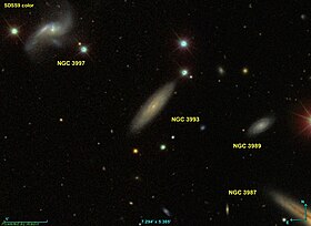 Suuntaa-antava kuva artikkelista NGC 3993