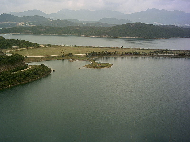 File:Near high island reservoir land for refugees chingming06.jpg