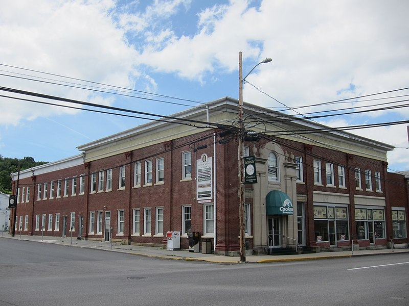 File:Old Bank of Romney Building Romney WV 2013 07 14 03.JPG