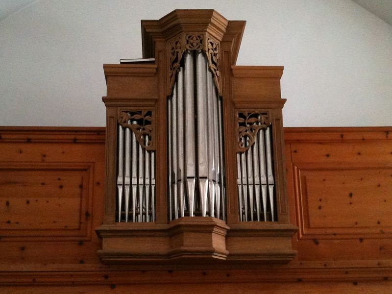 File:Orgel Kirche Champfèr.jpg