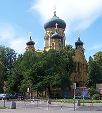 200px-Orthodox_church_Warsaw-3