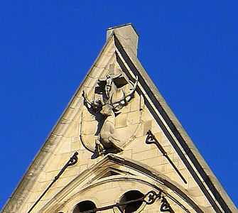 P1300431 Paris Ier eglise St-Eustache transept- sud armes rwk.jpg