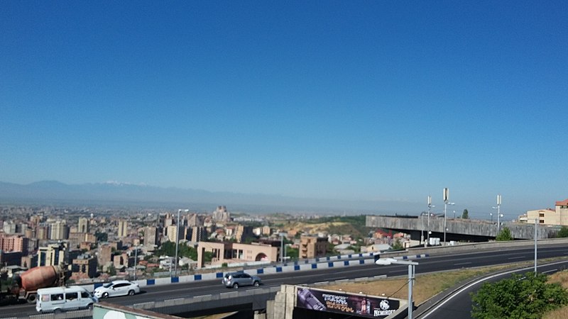 File:Panoramic View, Yerevan 11.jpg