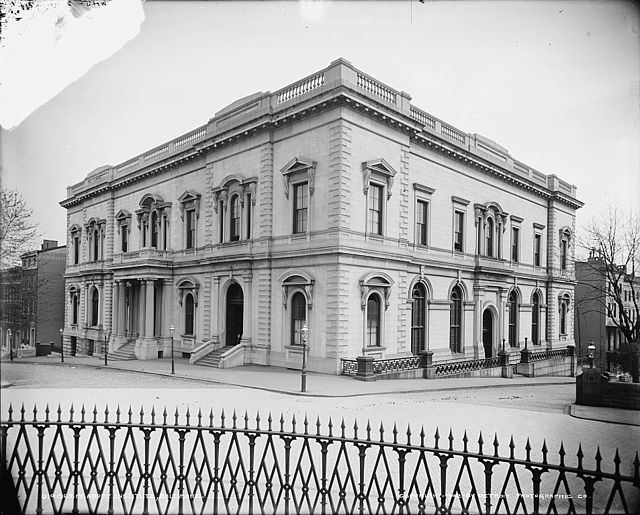 Peabody Institute, East Mount Vernon Place, c. 1902