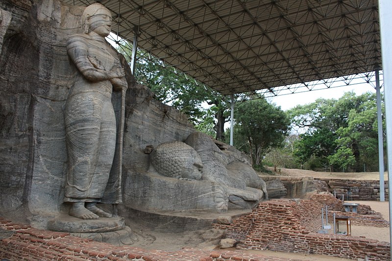 File:Polonnaruwa ruins Gal Vihariya (7567946836).jpg