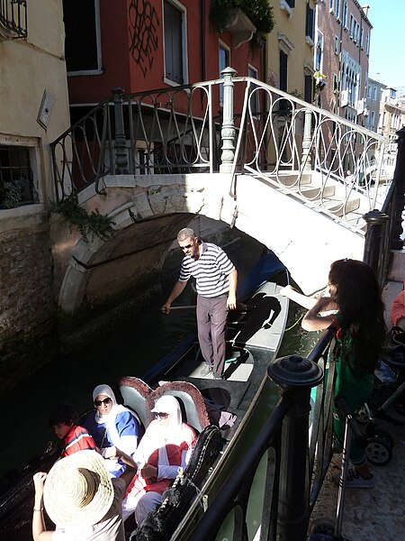 File:Ponte dei carmini rio s provolo.JPG