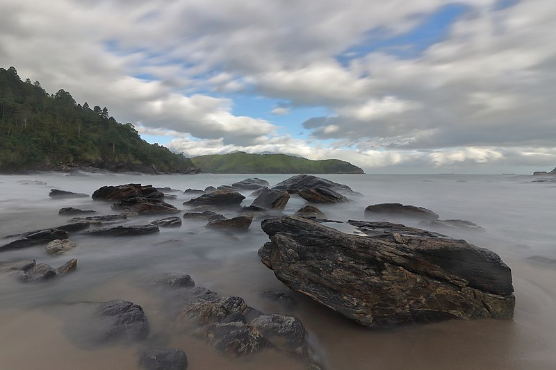 File:Praia das Calhetas Alexandre Mestre 03.jpg