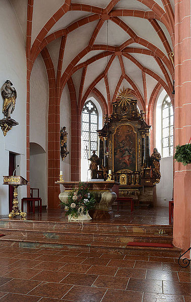 File:Prambachkirchen Pfarrkirche Chor.jpg