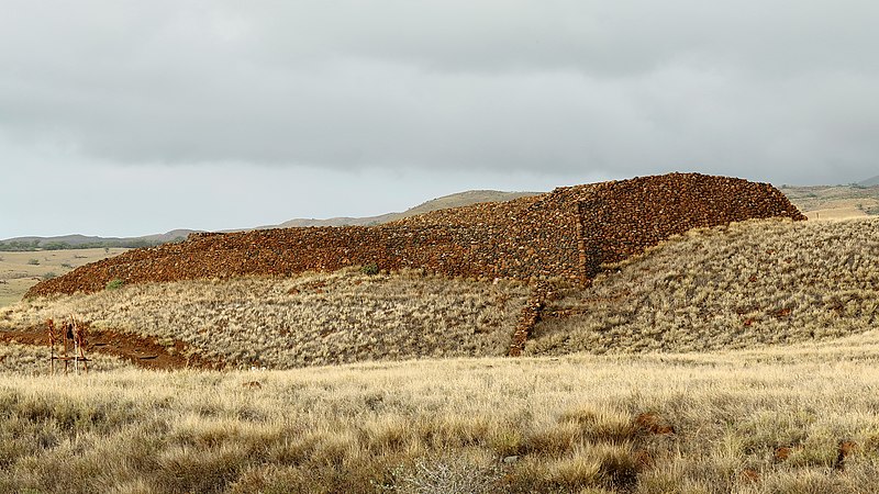 File:Pu'ukohola Heiau Historic Site, Waimea - panoramio (1).jpg