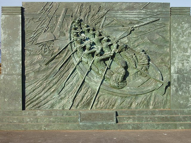 Memorial in Douglas, Isle of Man to the lifeboat rescue of the sailors from the St George in 1830